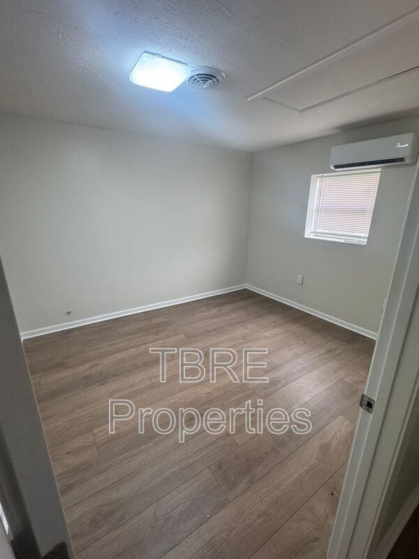 Building Photo - 6785 Mud River Rd
