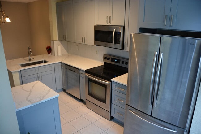 Building Photo - 4030 NW 90th Way