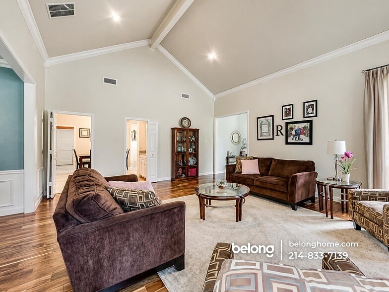 Building Photo - 7344 Briarnoll Dr