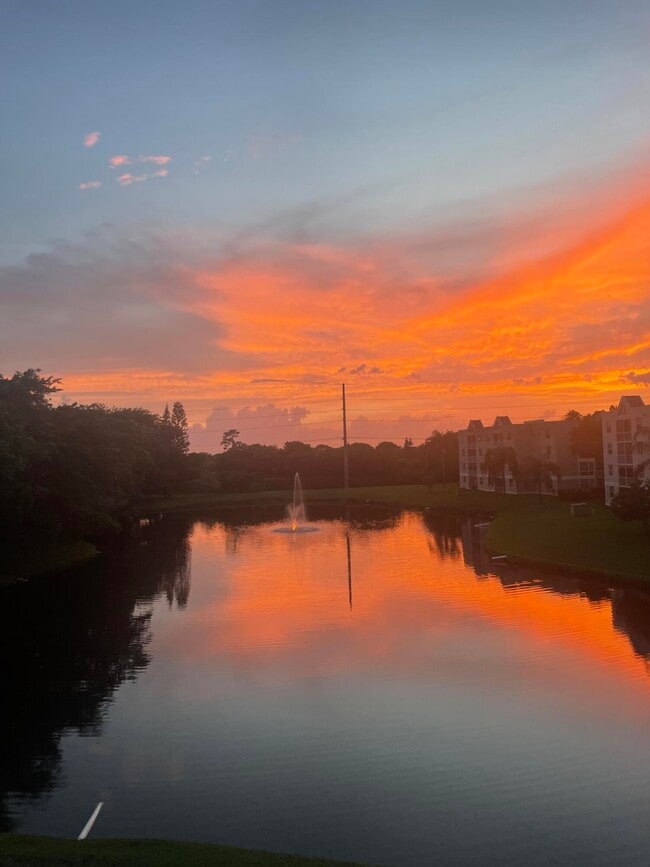 Building Photo - 5884 Morningstar Cir