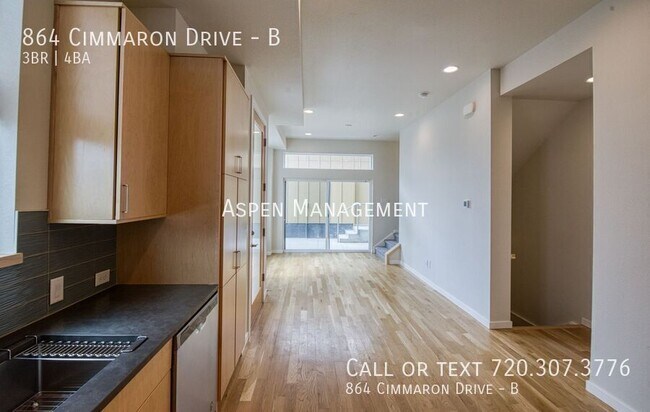 Building Photo - 864 Cimmaron Drive-B