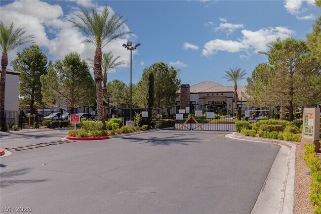 Building Photo - 7255 W Sunset Rd