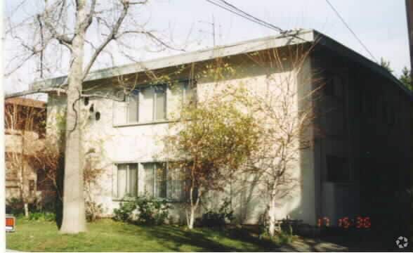 Building Photo - 4840 Van Noord Ave