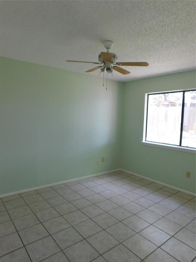 Building Photo - 8743 Birmingham Dr