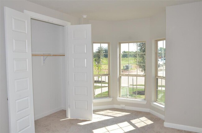 Building Photo - 5706 Caper Shores Ln