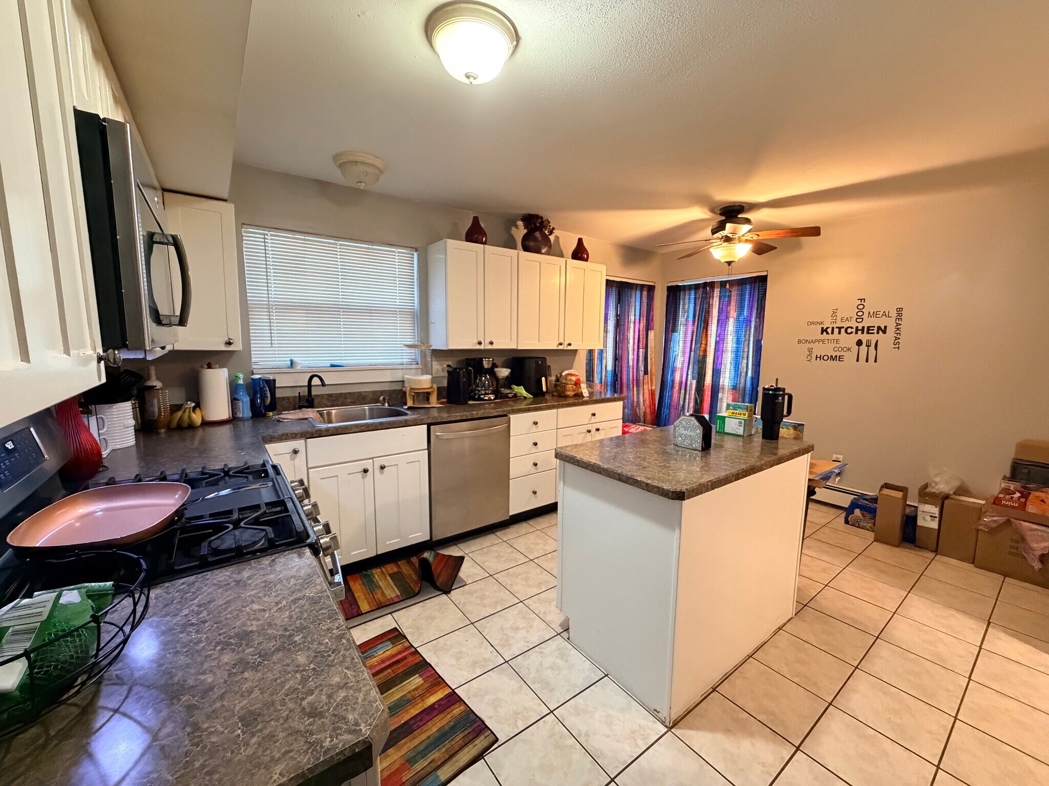 Kitchen - 2 Stevens Pl