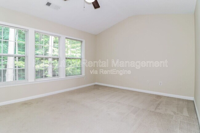 Building Photo - 2614 Regent Walk Dr