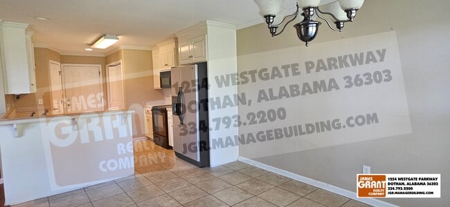 Building Photo - 302 Brushfire Dr