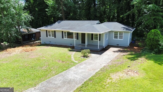 Building Photo - 204 Mathews Cir SE
