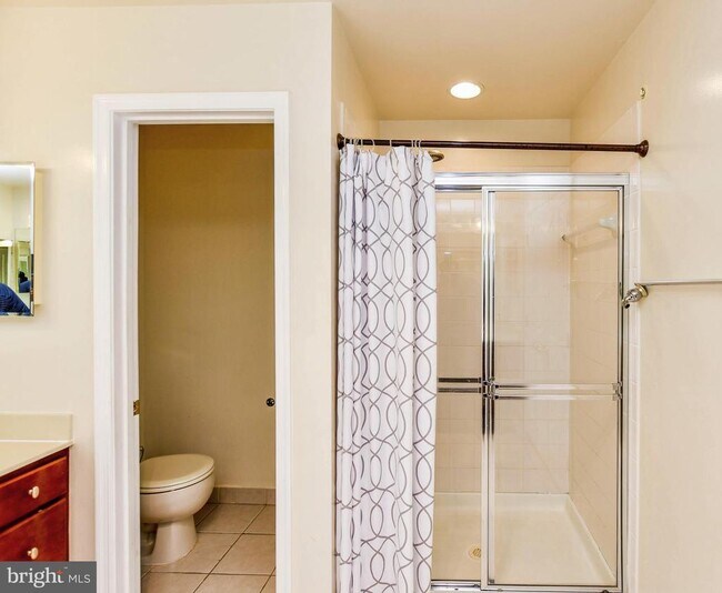 Building Photo - 13003 Belle Meade Trace