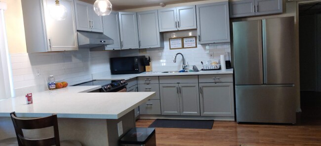 Building Photo - 4513 60th Ave W