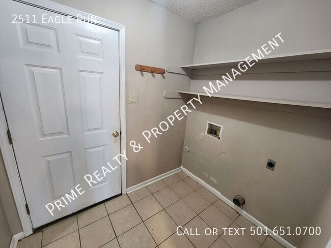 Building Photo - 2511 Eagle Run