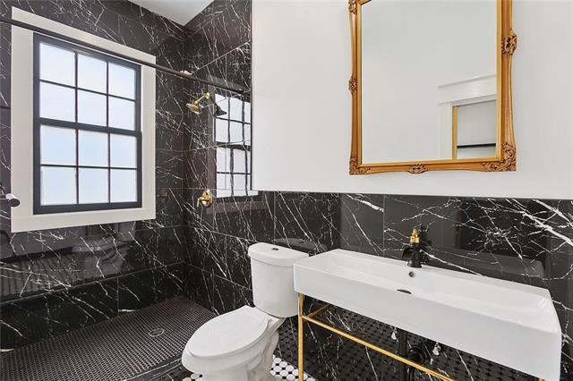 Building Photo - 1265 ESPLANADE St