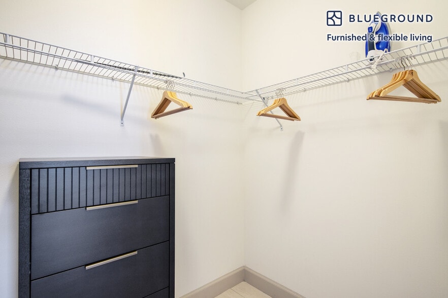 Building Photo - 8800 Doral Blvd