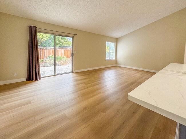 Building Photo - Beautiful Home | Completely Remodeled