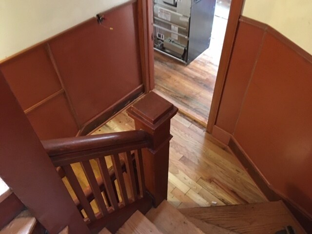 Building Photo - 1301 S Fairfield Ave