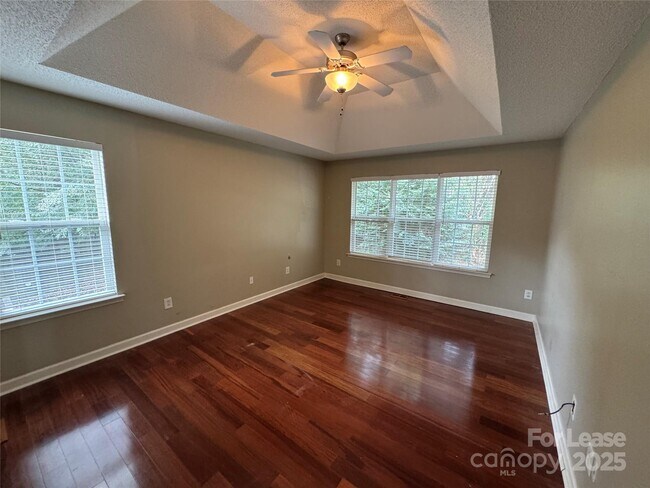 Building Photo - 3802 Cassidy Dr