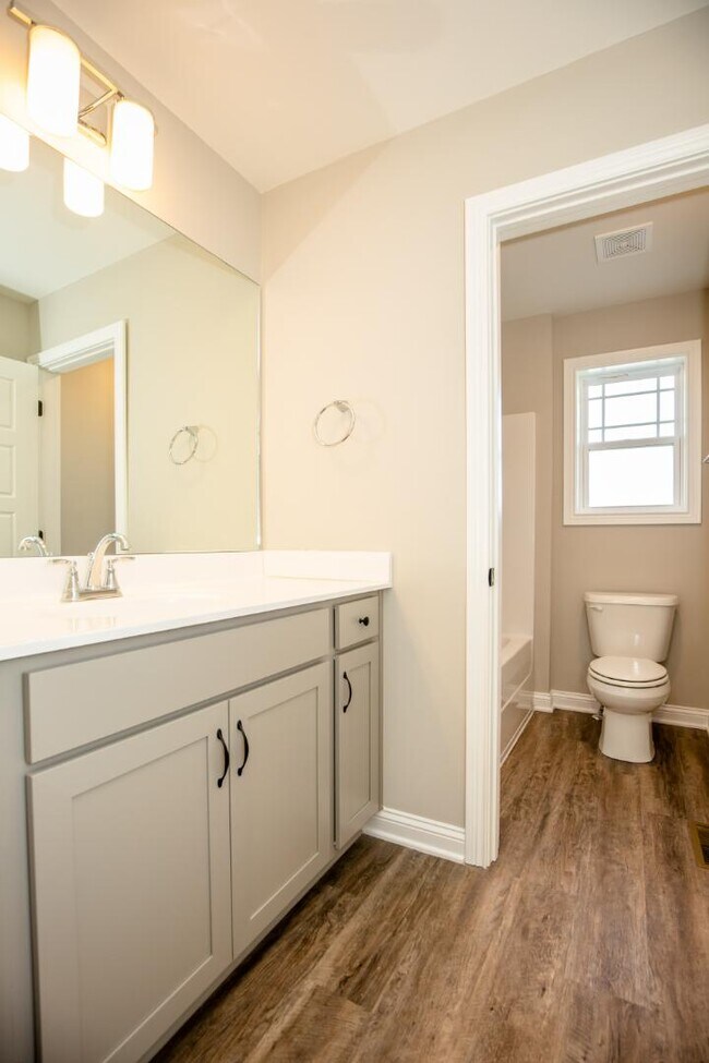 Building Photo - 766 Copley Pointe Dr