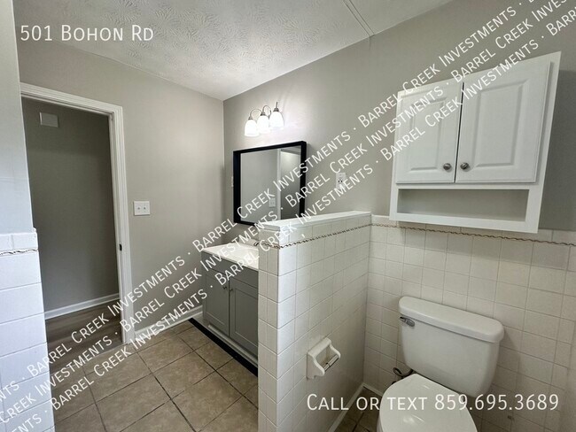 Building Photo - 501 Bohon Rd