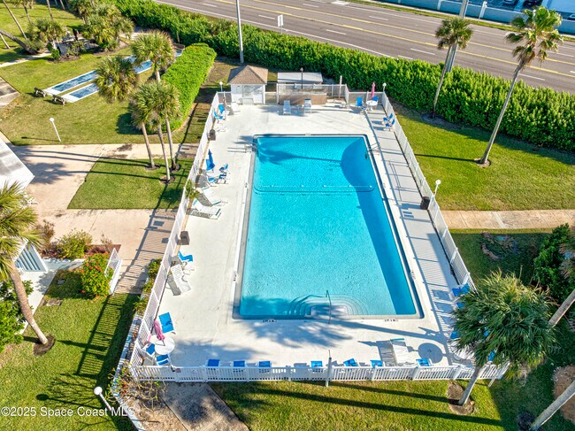 Building Photo - 55 Sea Park Blvd