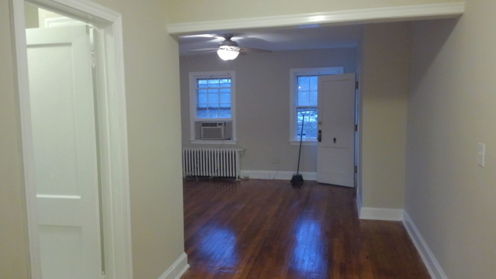 Living Room - 4011 Benton St NW