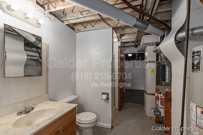 Building Photo - 6681 Egan Ave SE