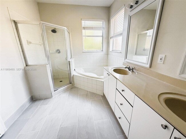 Building Photo - 5081 SW 136th Terrace