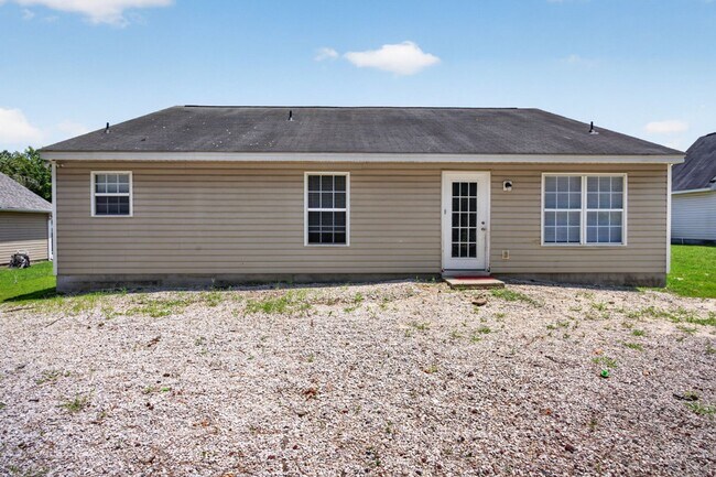 Building Photo - 20 Kimpton Dr
