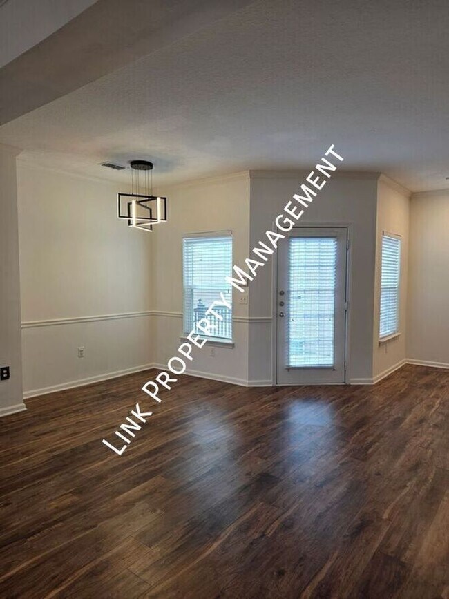 Building Photo - 5103 Regency Ct