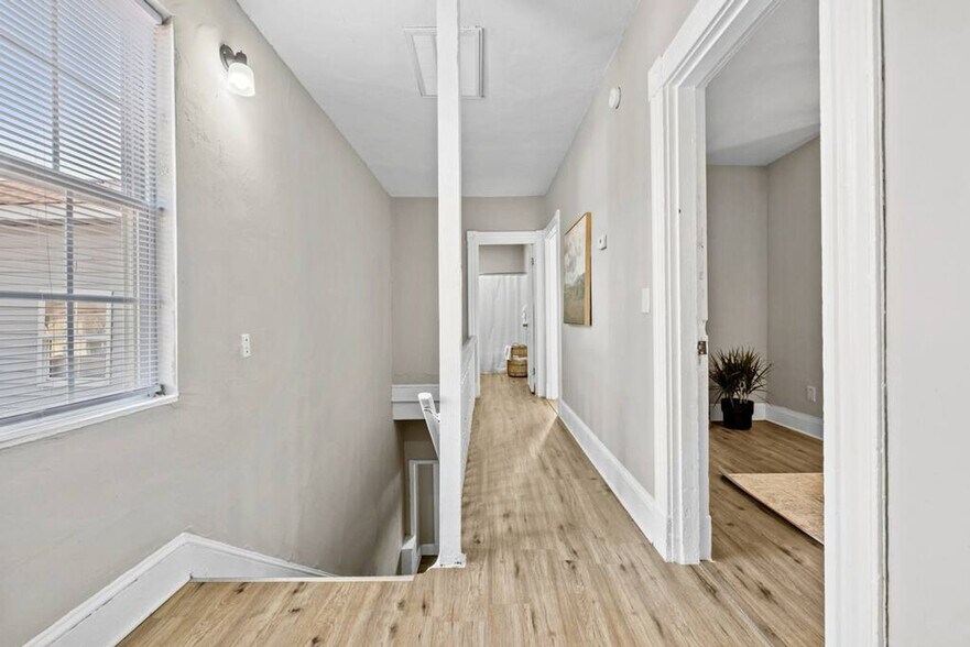 Building Photo - 2906 Chestnut St