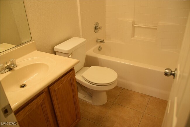 Building Photo - 8148 Finch Feather St