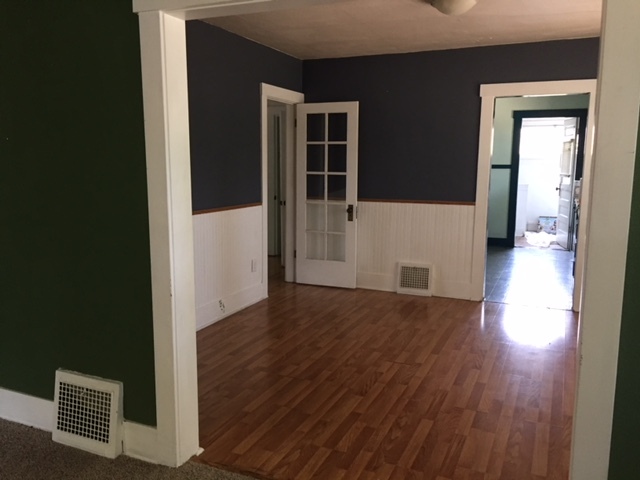Building Photo - 503 S Whitcomb St
