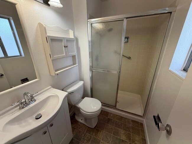 Building Photo - Cute 3 Bedroom Home in Sparks!