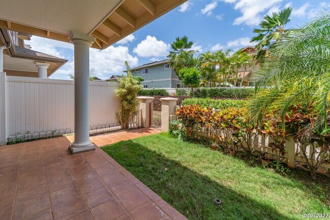Building Photo - 3 Bed 2.5 Bath Townhome in Spinnaker Place Townhomes 2