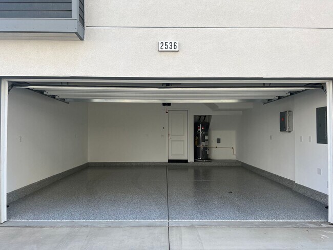 Building Photo - Brand New 4 Bed / 3.5 Bath Single-Family Home – Modern, Spacious & Energy Efficient