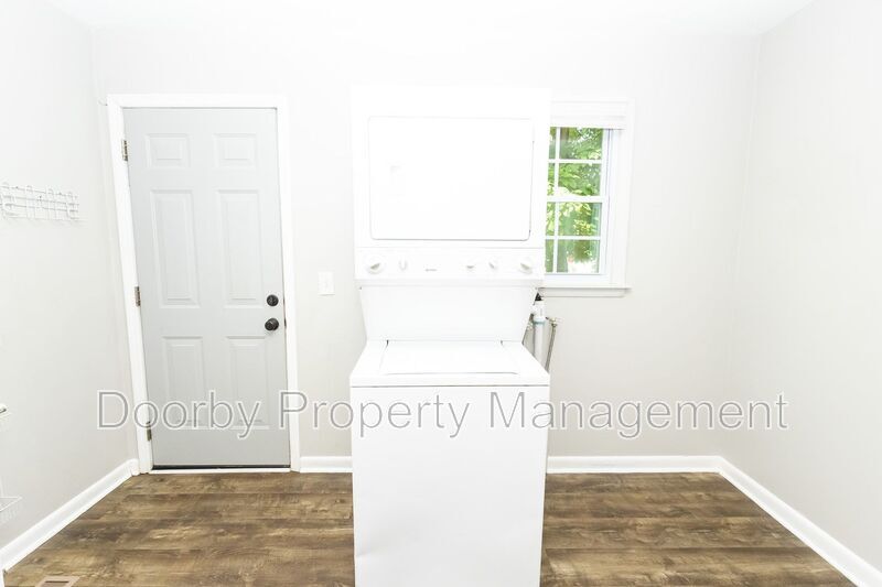 Building Photo - 5200 Fagan St