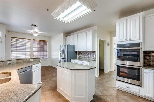 Building Photo - 8924 High Meadows Dr
