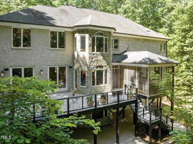 Building Photo - 6016 Glenthorne Dr