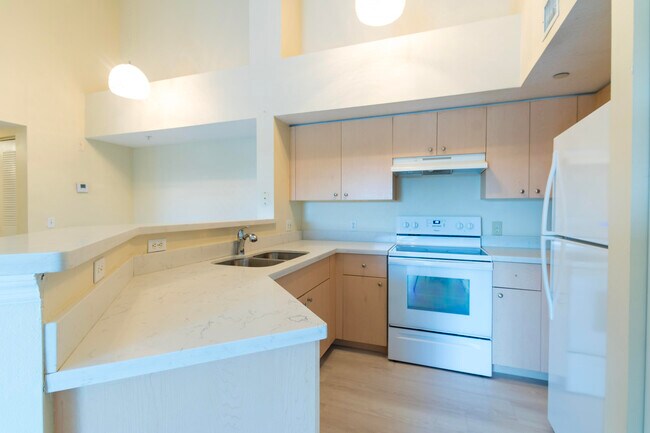 Building Photo - 4180 San Marino Blvd