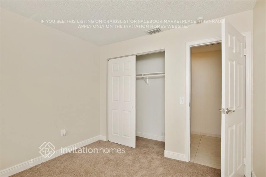 Building Photo - 350 NW 99th Way
