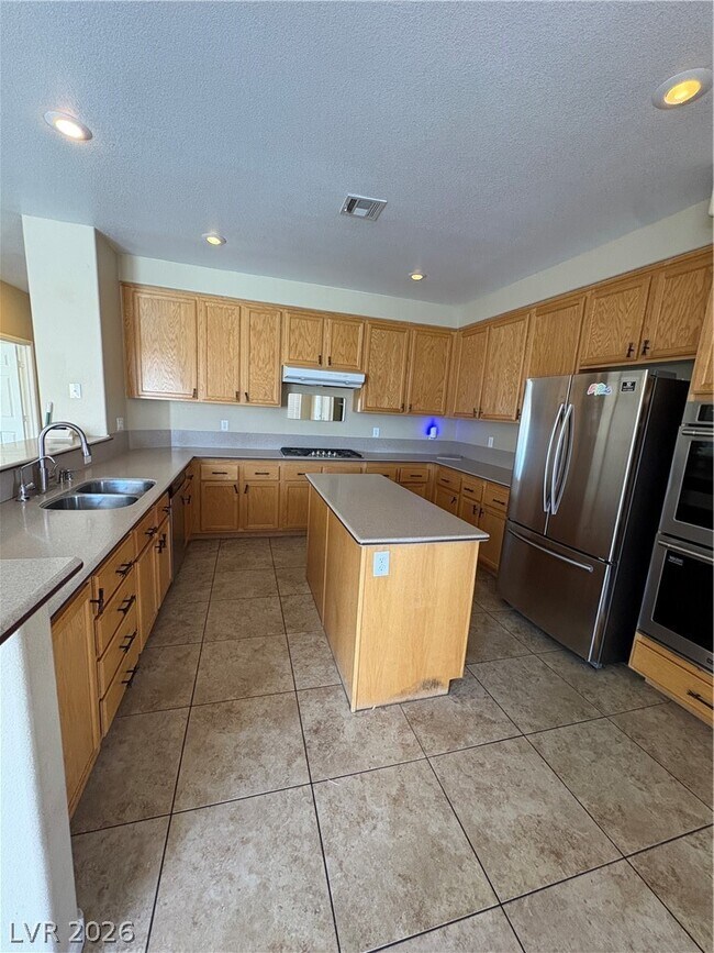 Building Photo - 8804 Glenistar Gate Ave