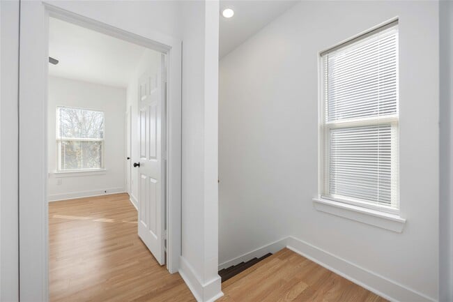 Building Photo - 7710 Independence St