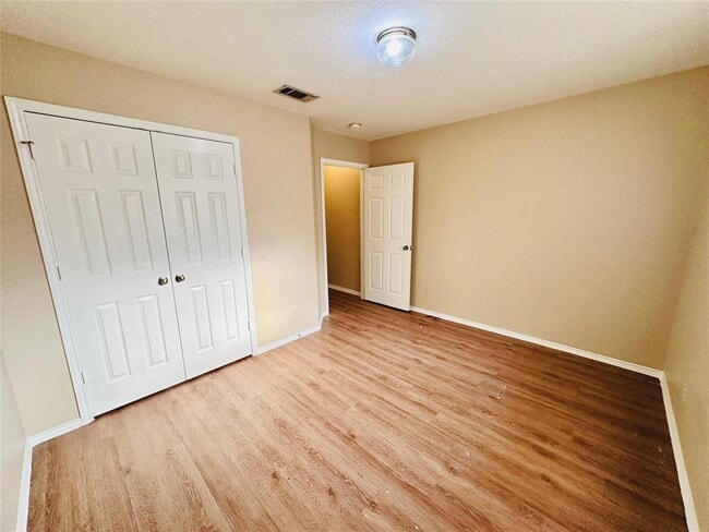 Building Photo - 8814 Schick Rd