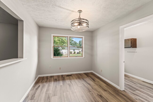 Building Photo - 4033 Caprice Rd