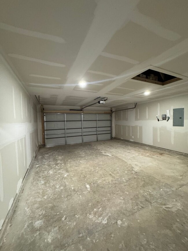 Building Photo - Brand New Construction 3/2/2 2024 West Pla...