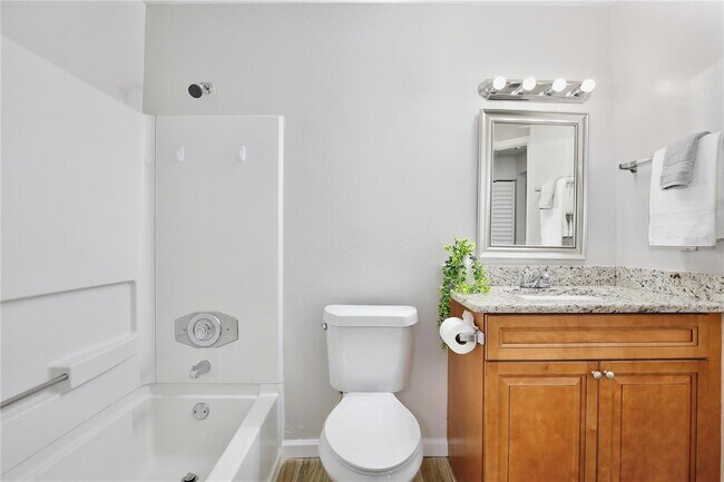 Building Photo - 956 Salt Pond Pl