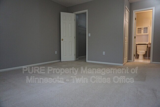 Building Photo - 506 Mariner Way