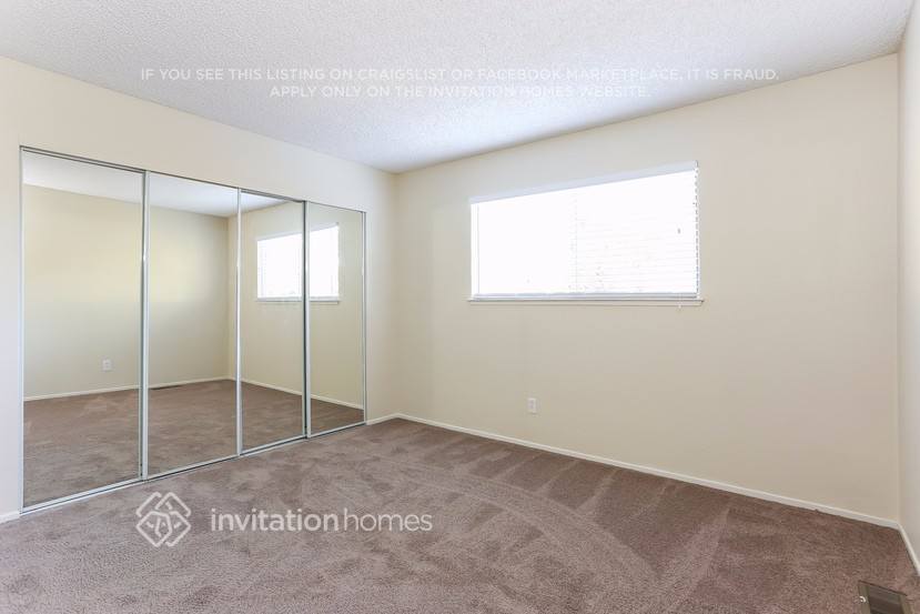 Building Photo - 716 Whispering Bay Ln