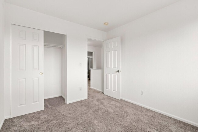 Building Photo - 6712 Fonder Dr