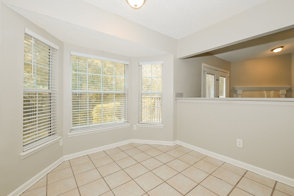 Building Photo - 1142 Windy Willows Dr